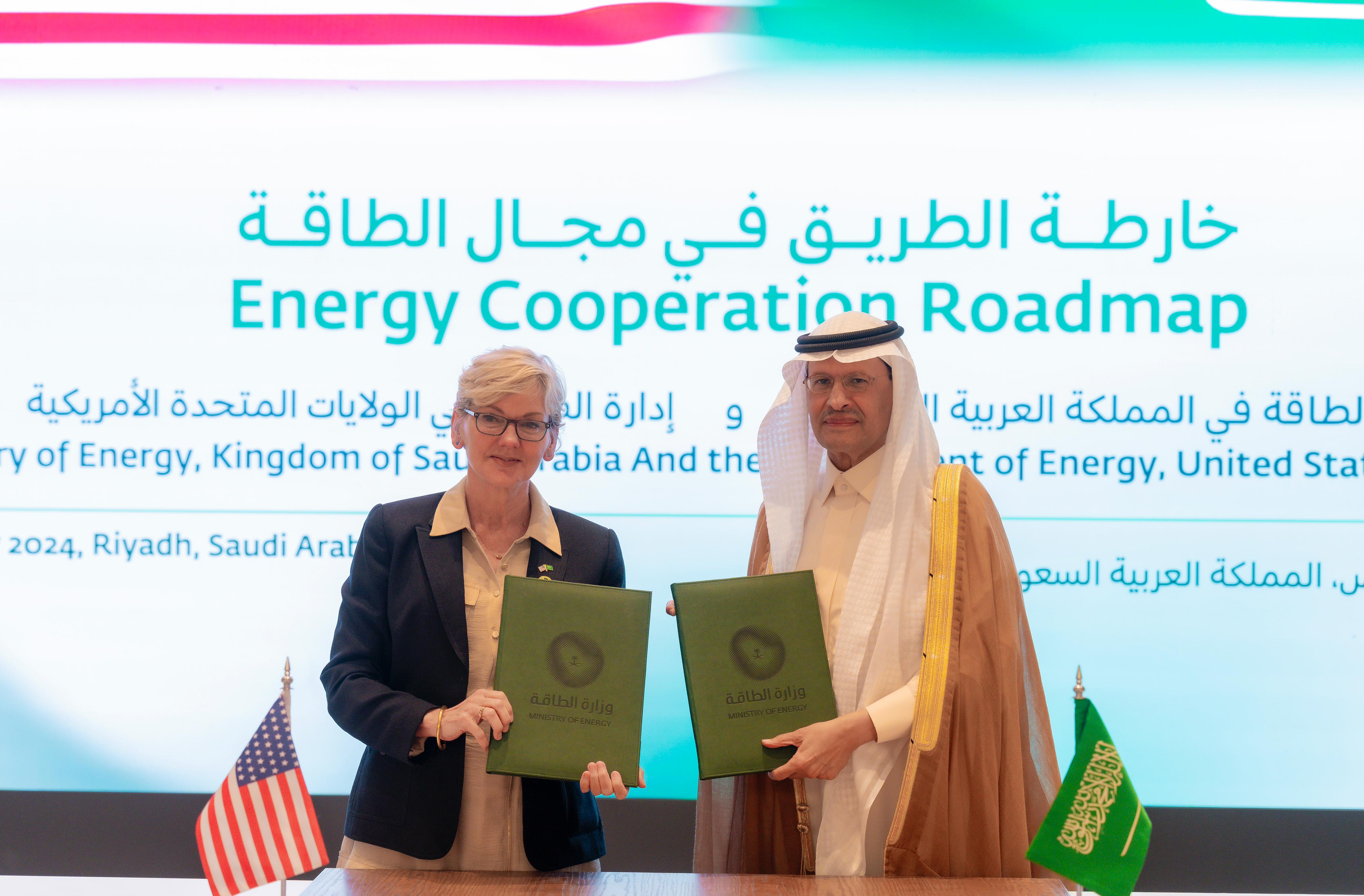 HRH Minister of Energy meets with US Secretary of Energy and they sign a roadmap for cooperation in the field of energy